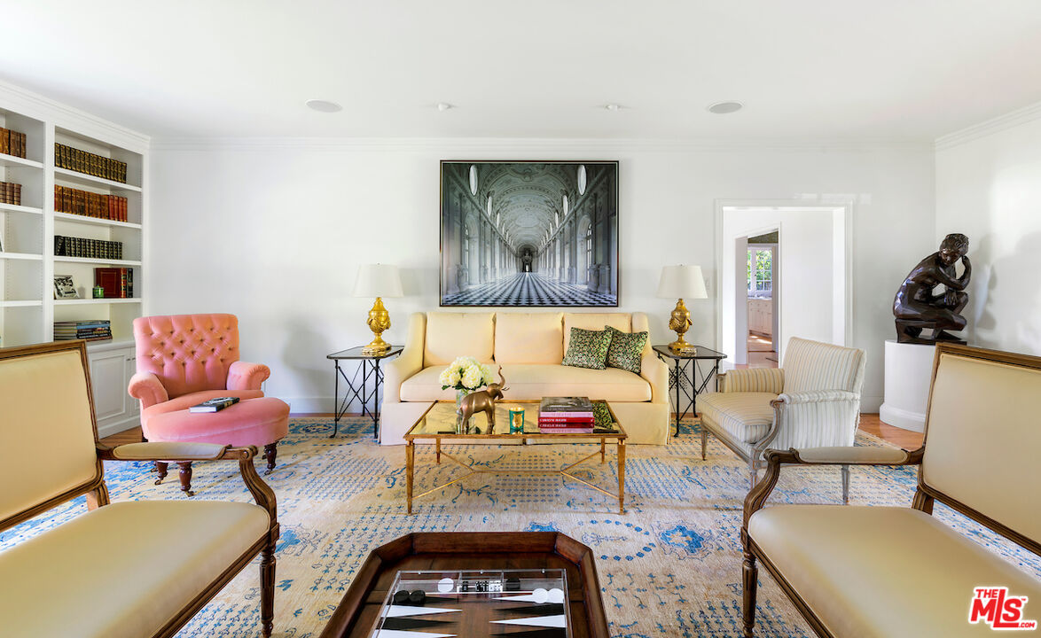 615 Trenton Dr, Beverly Hills