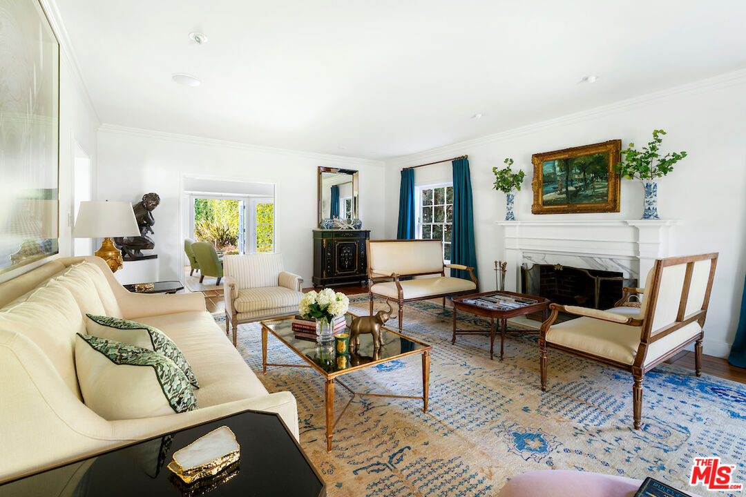 615 Trenton Dr, Beverly Hills