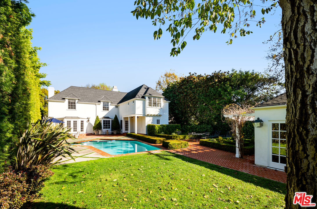 615 Trenton Dr, Beverly Hills