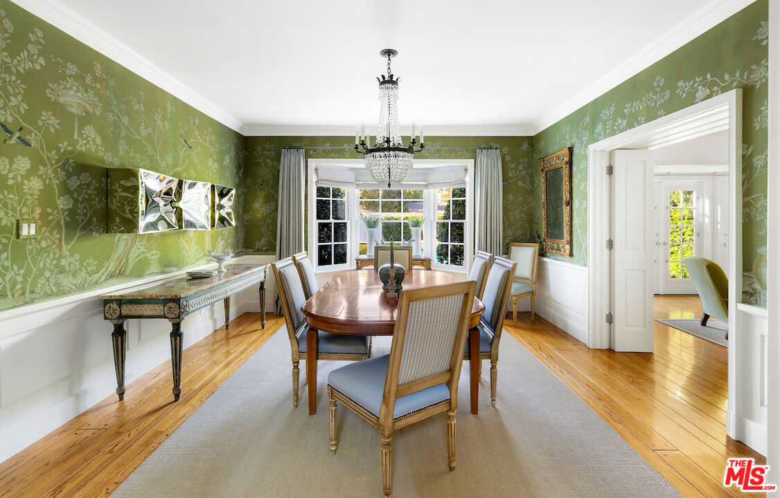 615 Trenton Dr, Beverly Hills
