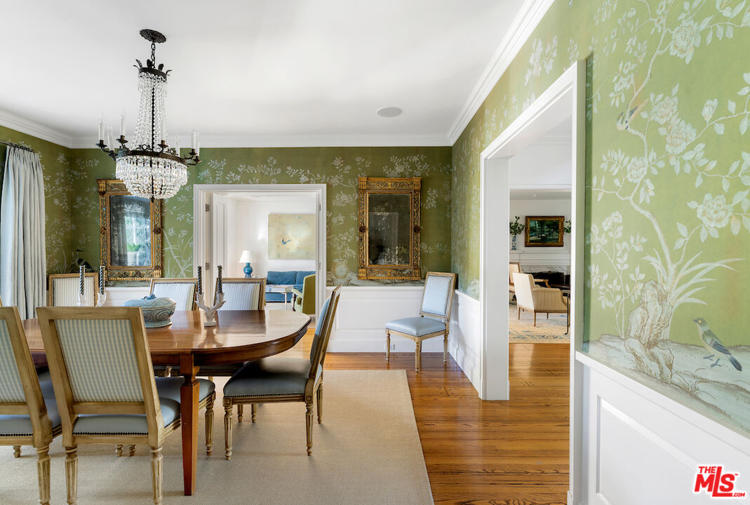615 Trenton Dr, Beverly Hills