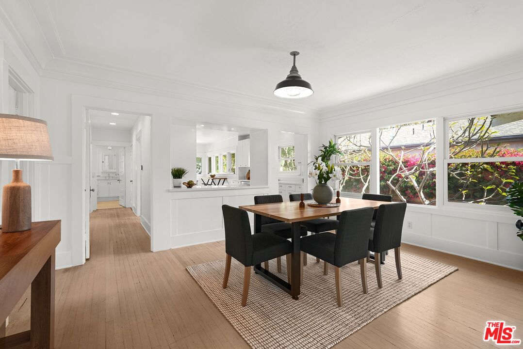 128 S Hobart Blvd, Mid-Wilshire