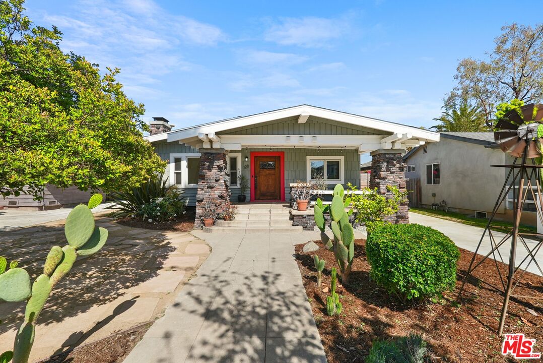 128 S Hobart Blvd, Mid-Wilshire