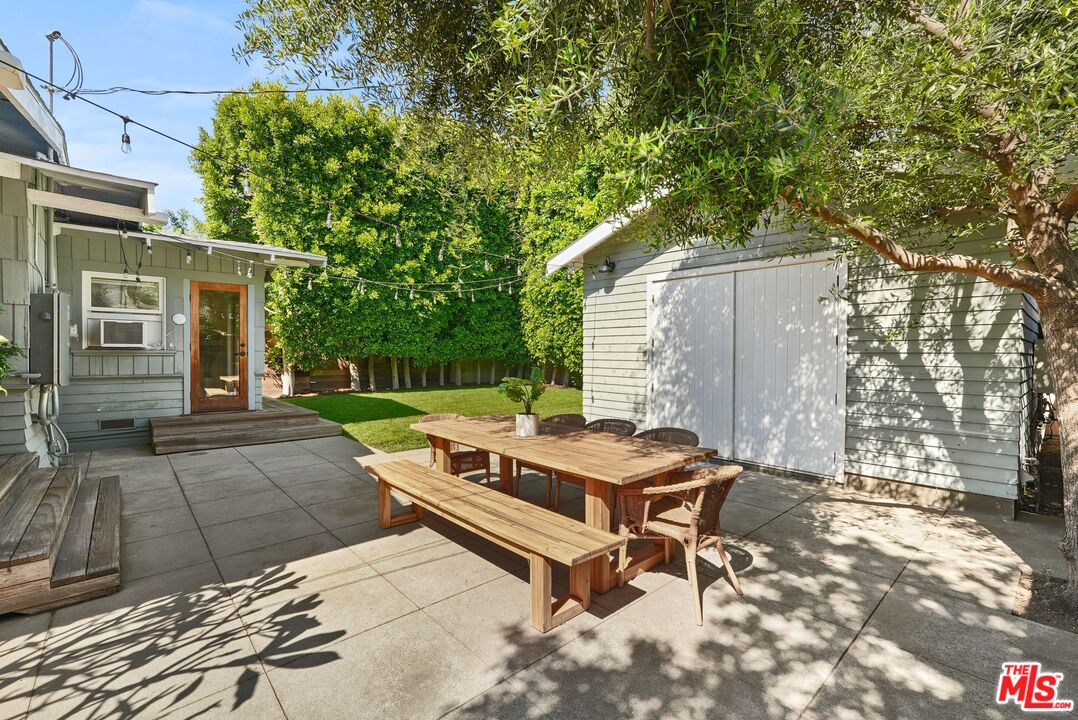 128 S Hobart Blvd, Mid-Wilshire