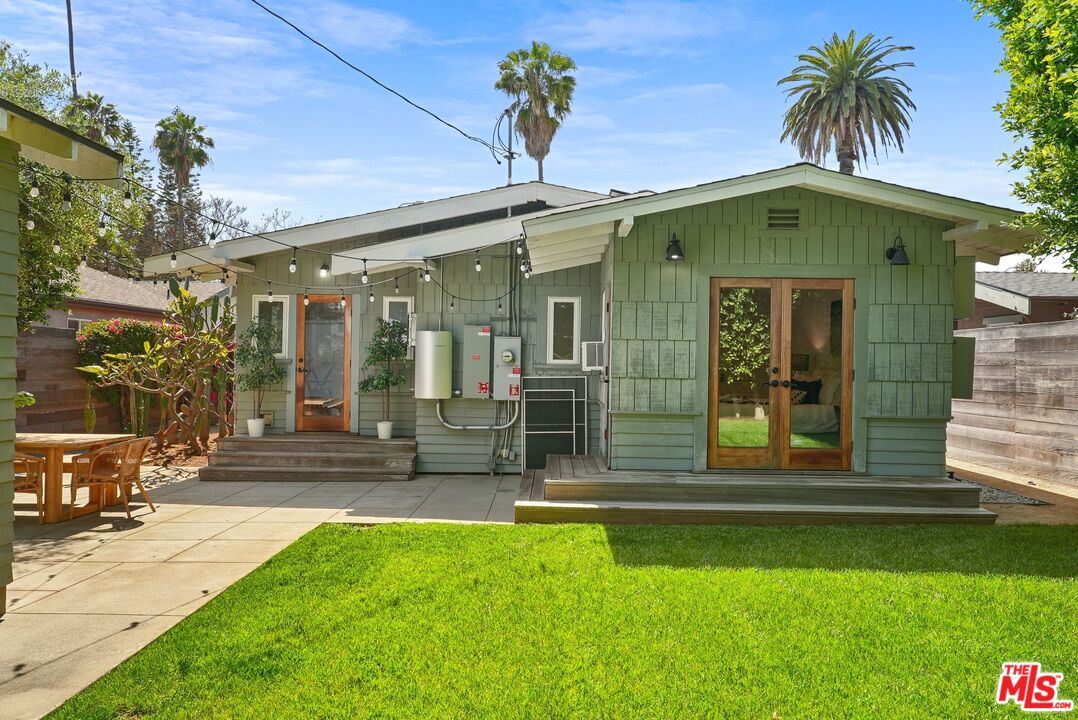 128 S Hobart Blvd, Mid-Wilshire