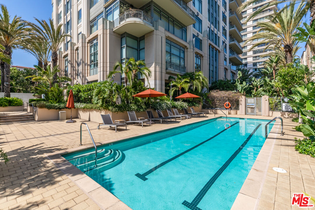 10800 Wilshire Blvd Unit: PH 2202, Wilshire Corridor