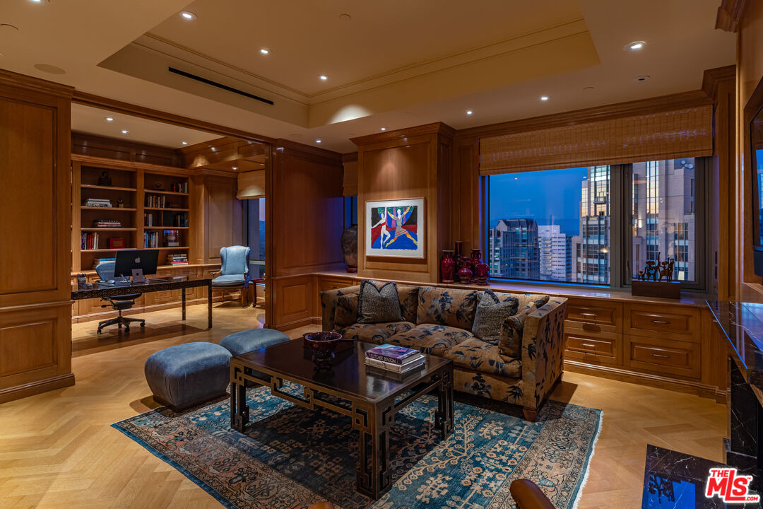 10800 Wilshire Blvd Unit: PH 2202, Wilshire Corridor