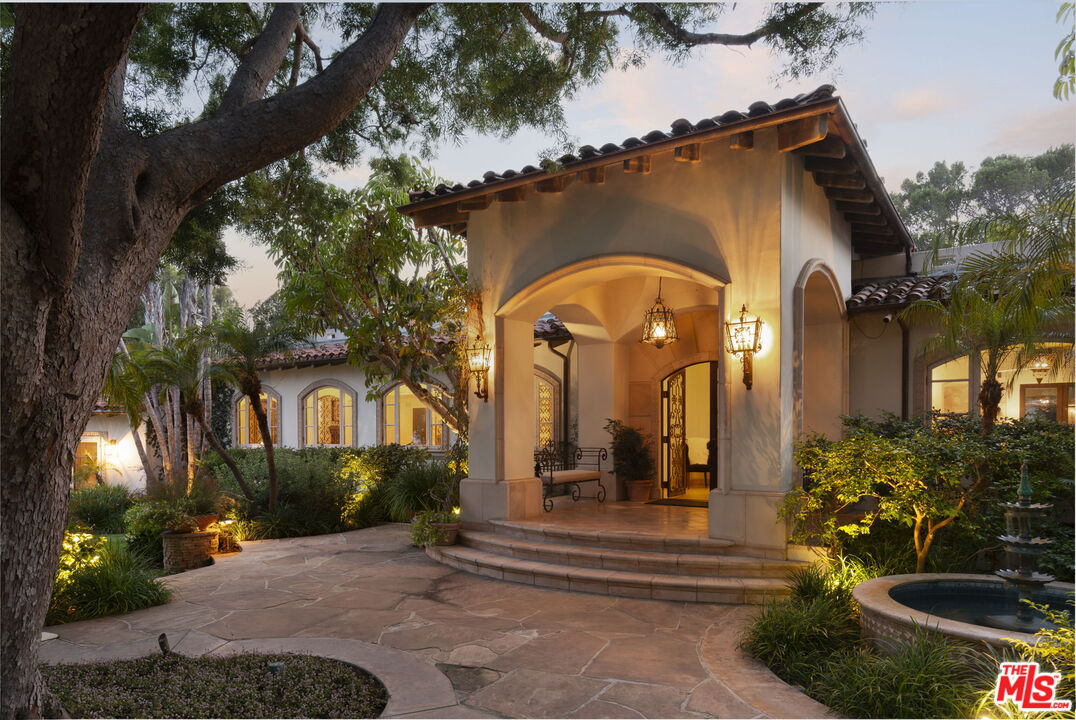 27403 Pacific Coast Hwy