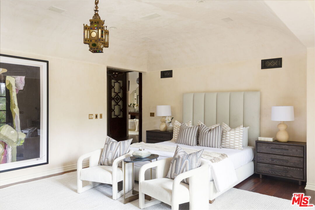 27403 Pacific Coast Hwy