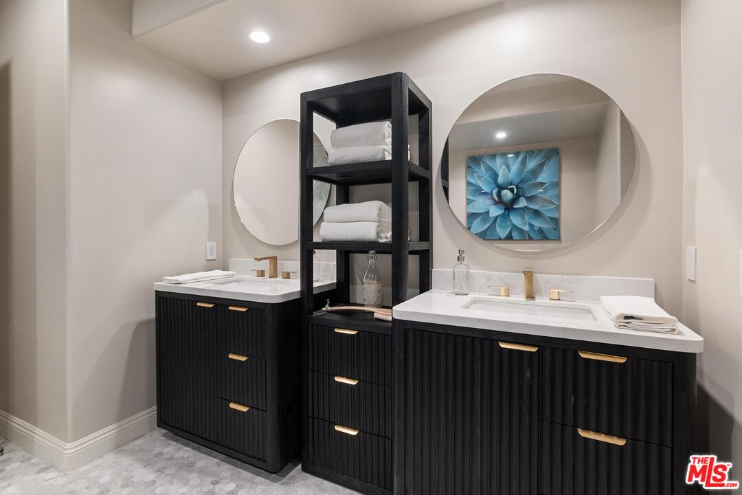 11500 San Vicente Blvd Unit: 218