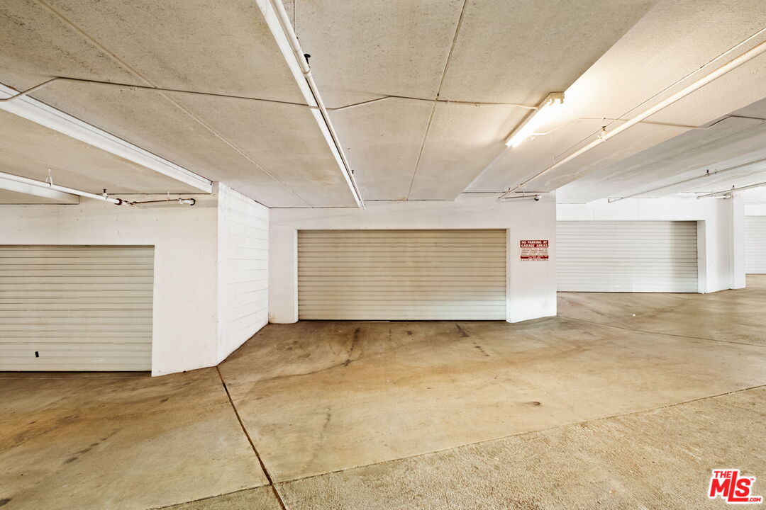 8562 W West Knoll Dr Unit: 5, west hollywood