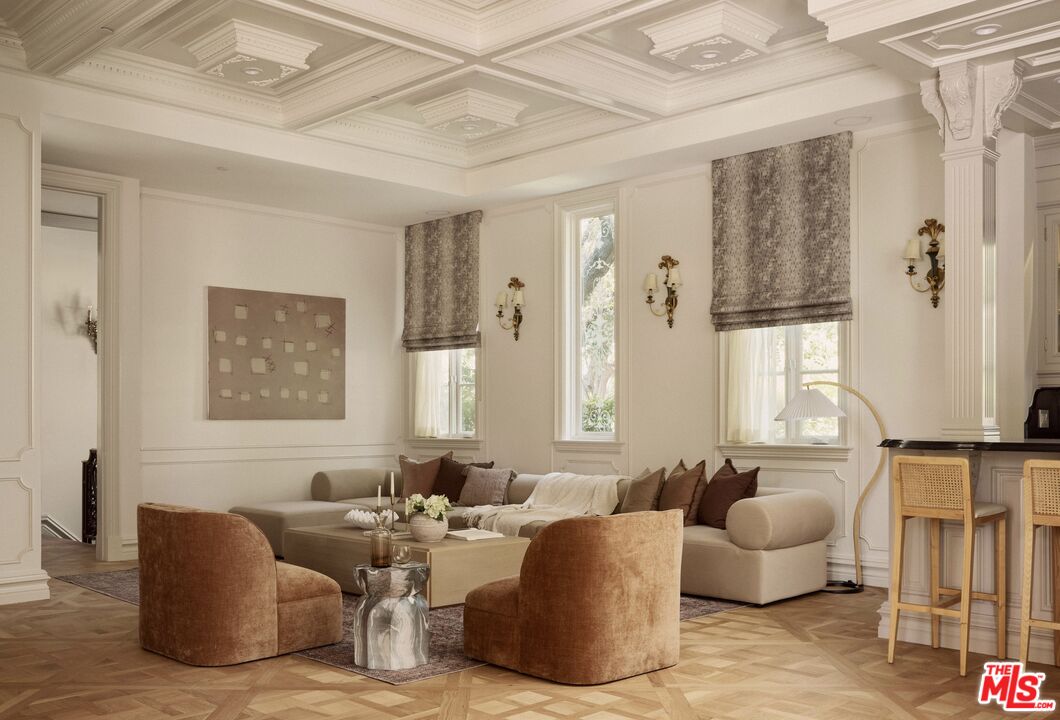 628 N Rodeo Dr