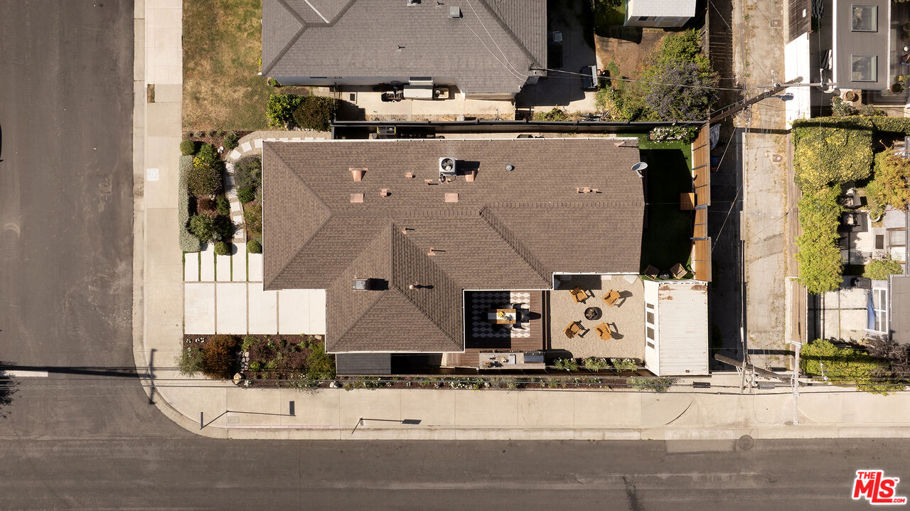 2432 Cloy Ave, Venice 