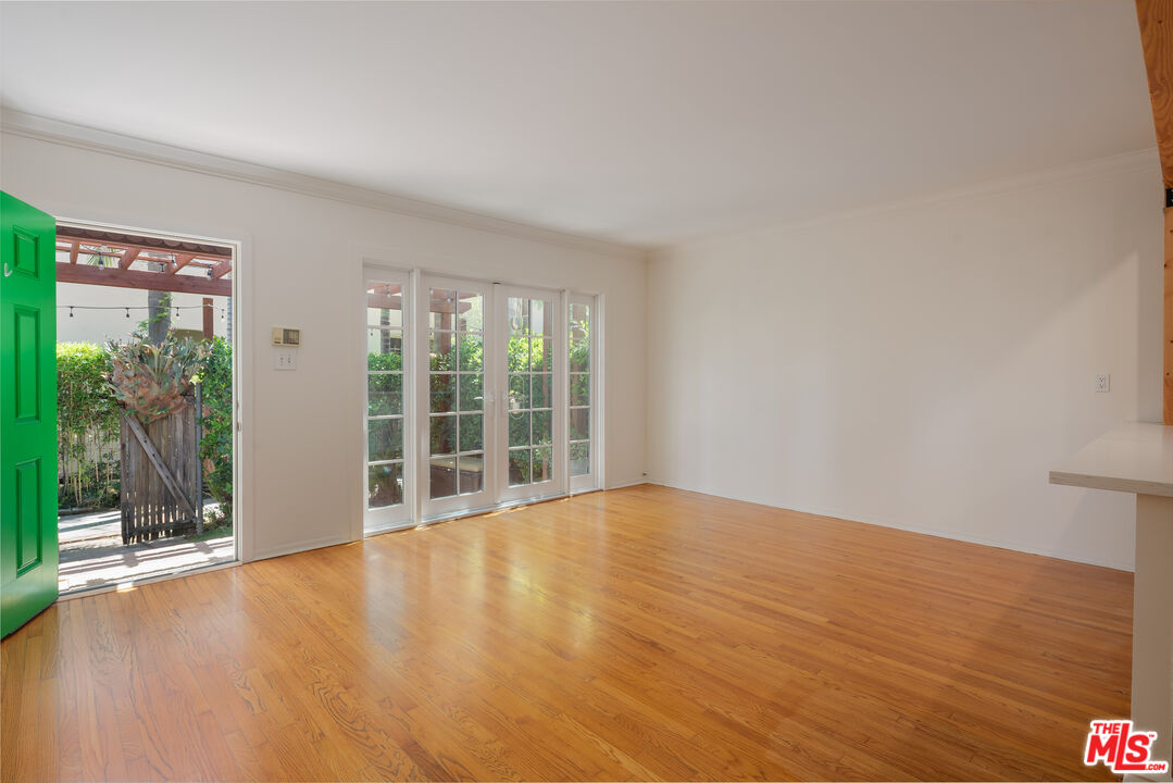 818 N Sweetzer Ave Unit: 818 1/2
