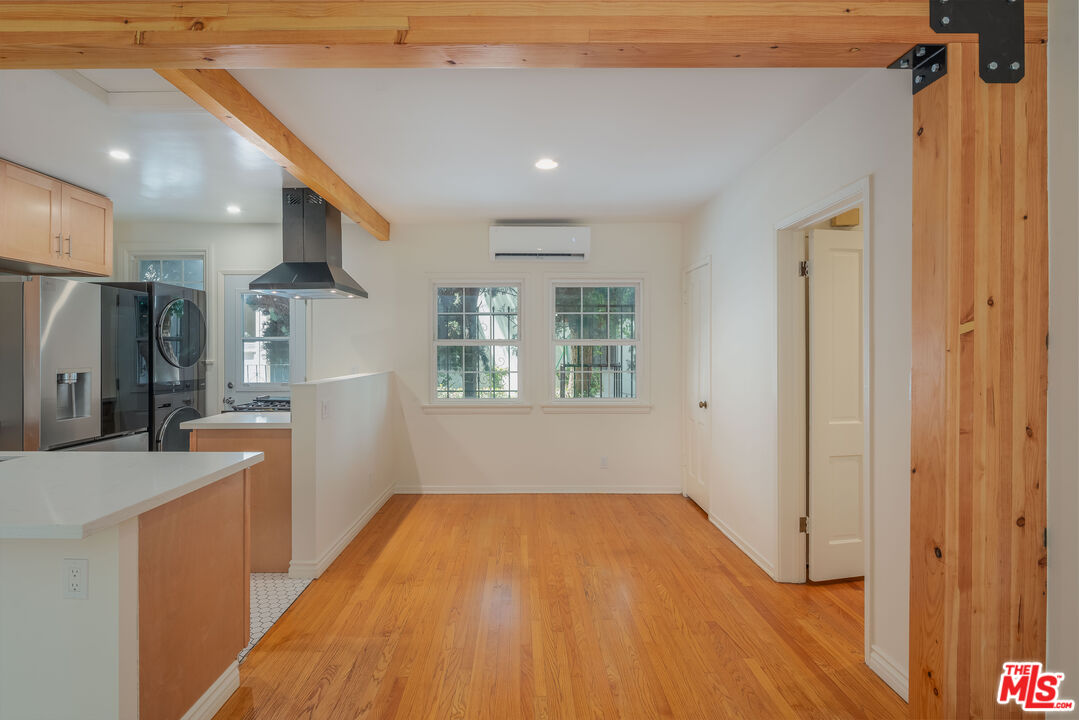 818 N Sweetzer Ave Unit: 818 1/2
