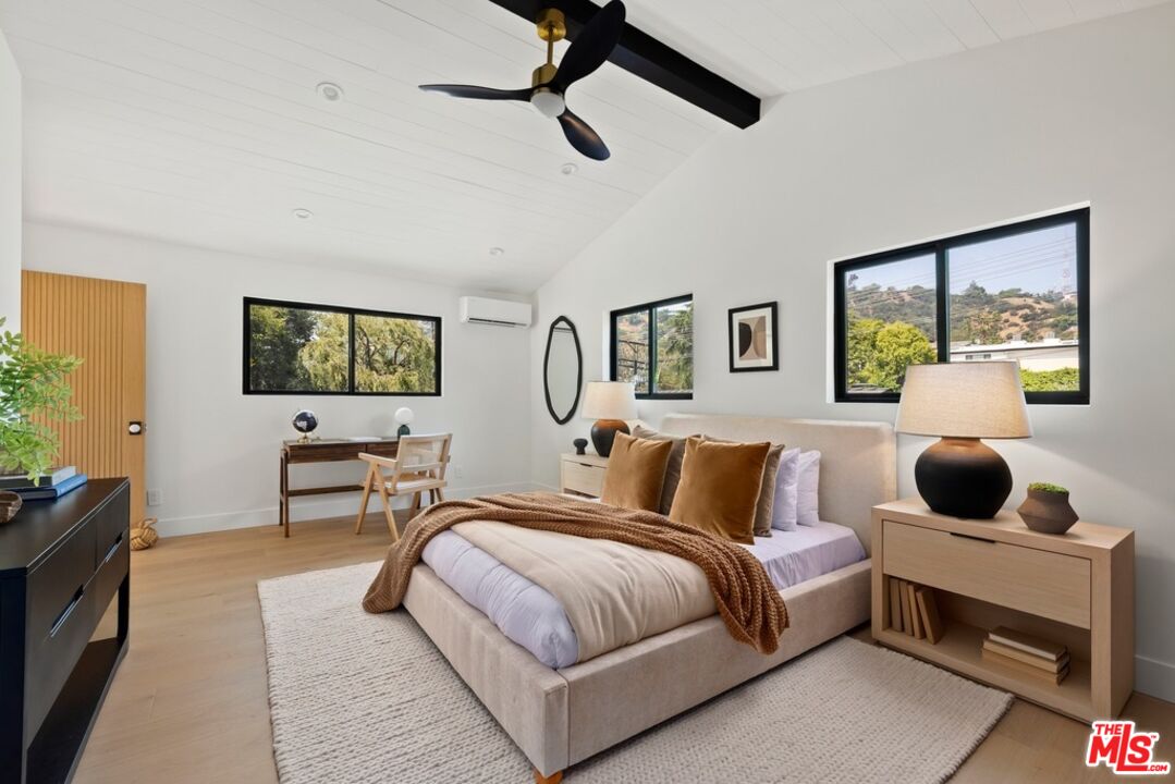2716 Laurel Pass, Hollywood Hills