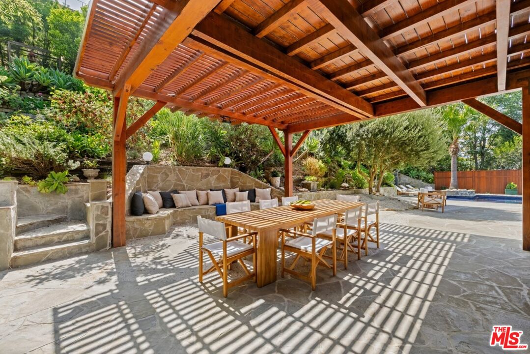 2716 Laurel Pass, Hollywood Hills