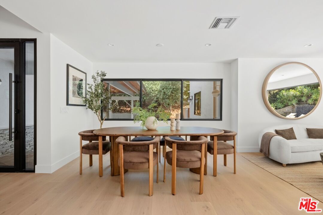 2716 Laurel Pass, Hollywood Hills