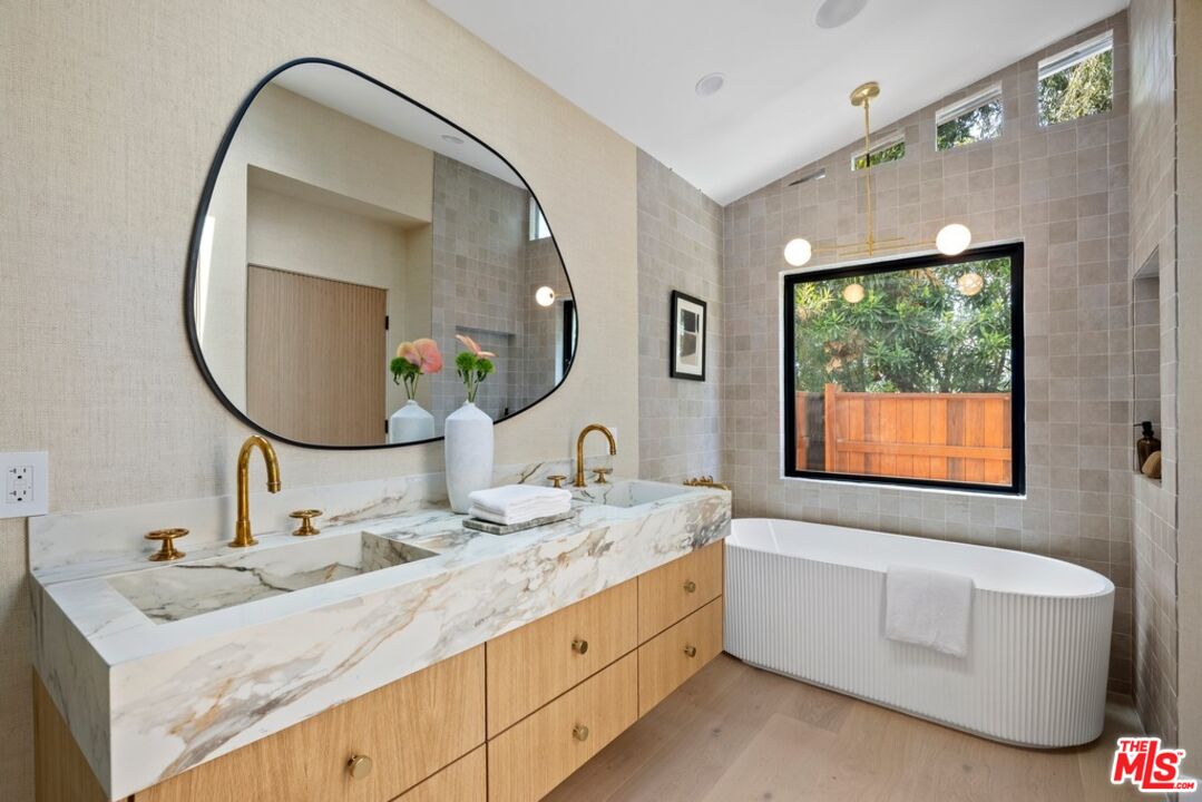 2716 Laurel Pass, Hollywood Hills