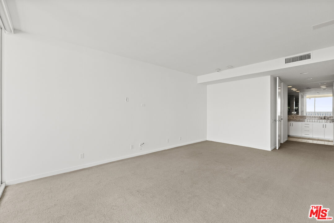9255 Doheny Rd Unit: 1606, West Hollywood