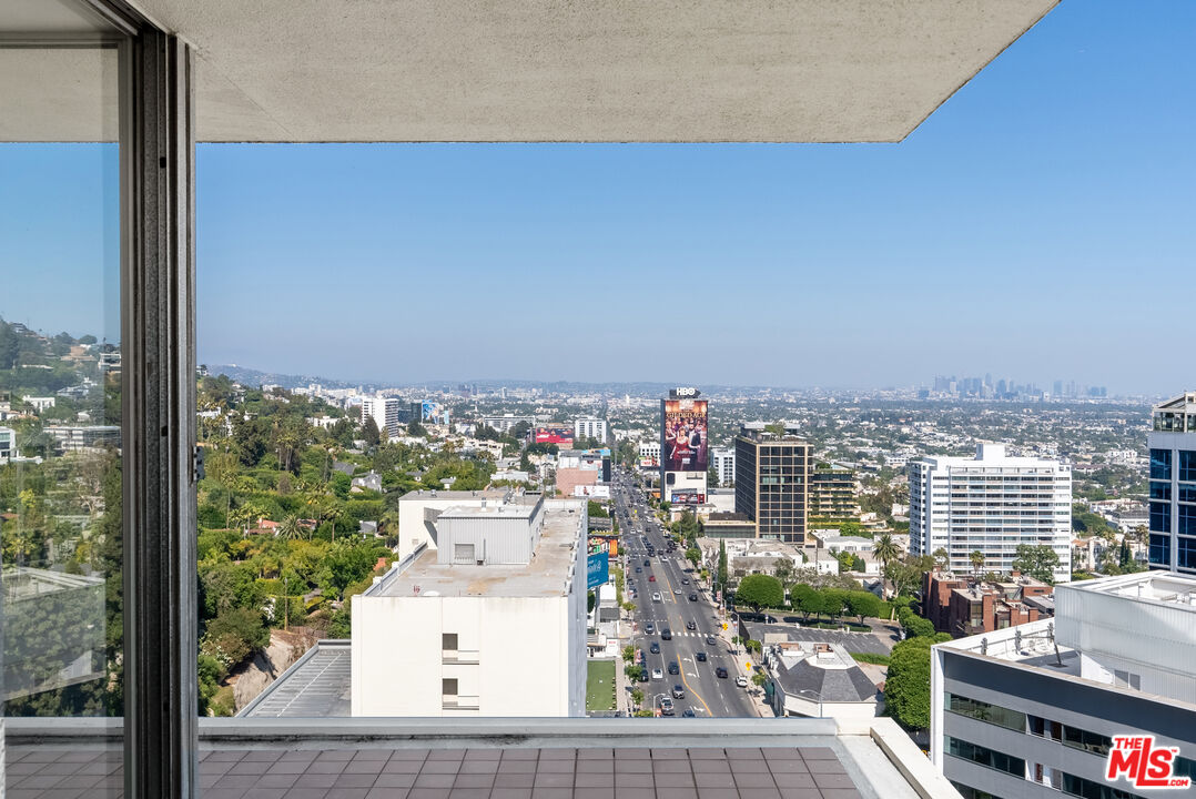 9255 Doheny Rd Unit: 1606, West Hollywood