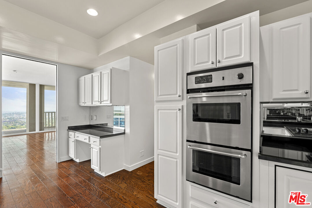 9255 Doheny Rd Unit: 1606, West Hollywood