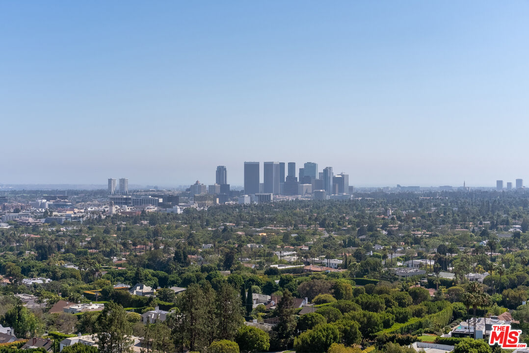 9255 Doheny Rd Unit: 1606, West Hollywood