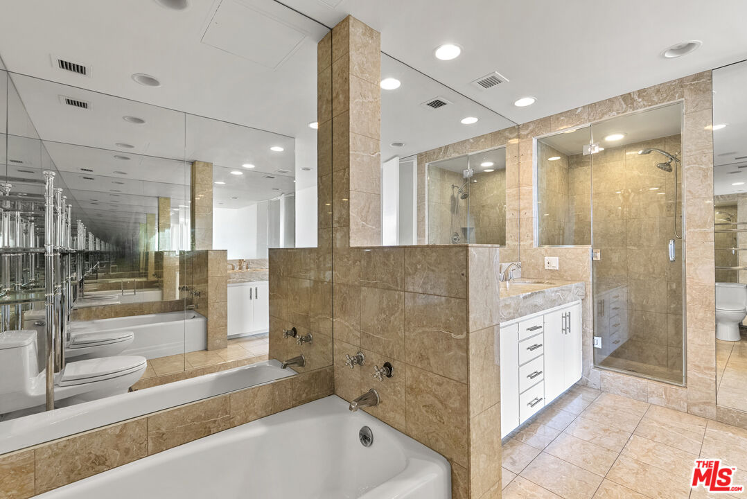 9255 Doheny Rd Unit: 1606, West Hollywood