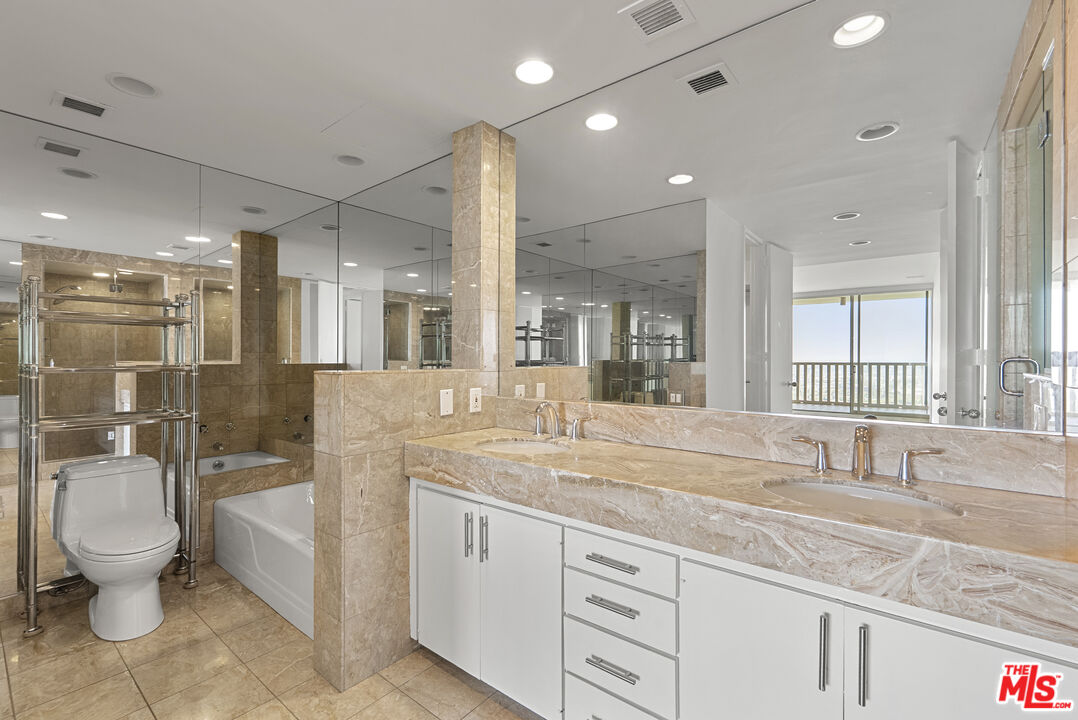 9255 Doheny Rd Unit: 1606, West Hollywood