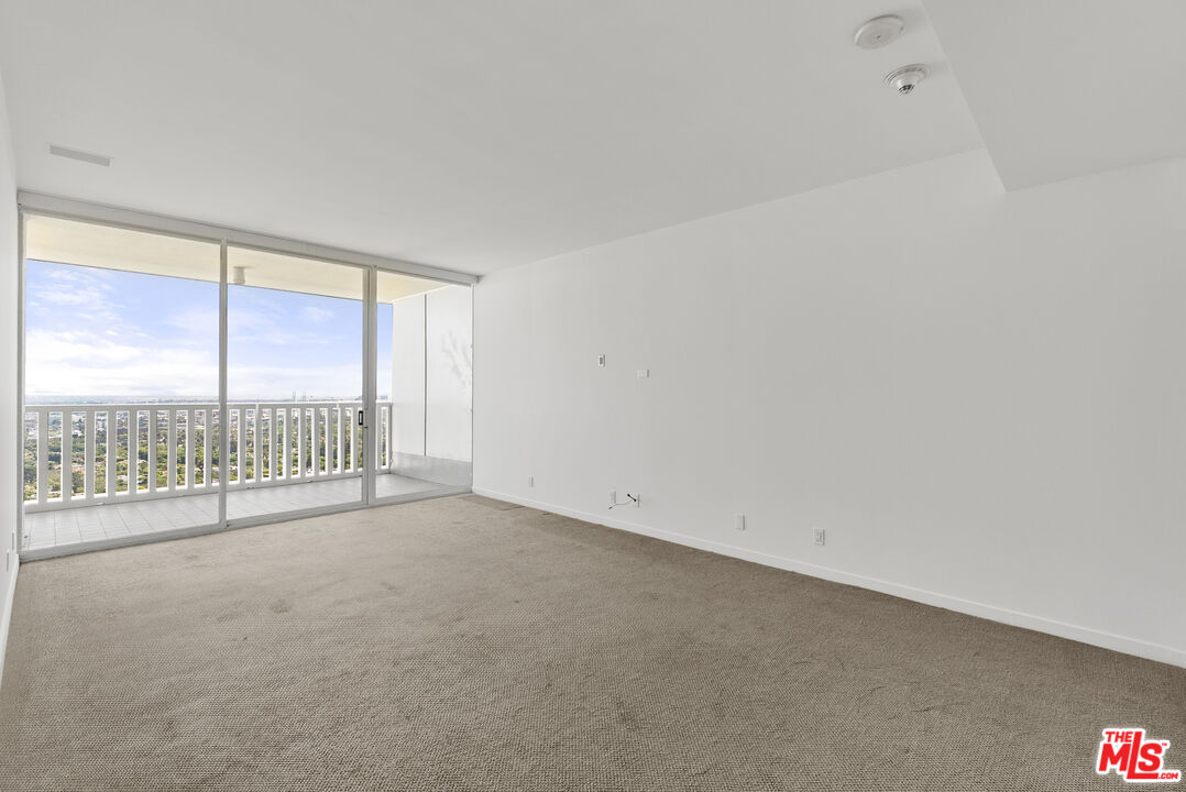 9255 Doheny Rd Unit: 1606, West Hollywood