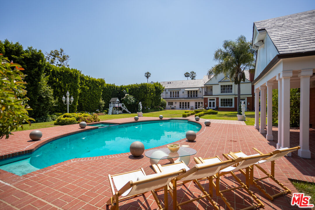 804 N Rodeo Dr, Beverly Hills