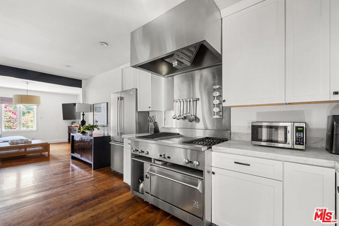 1531 Marmont Ave, hollywood hills