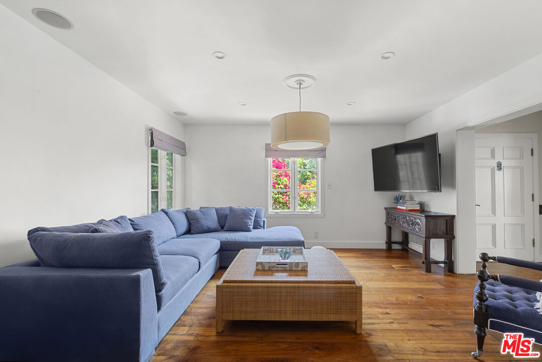 1531 Marmont Ave, hollywood hills