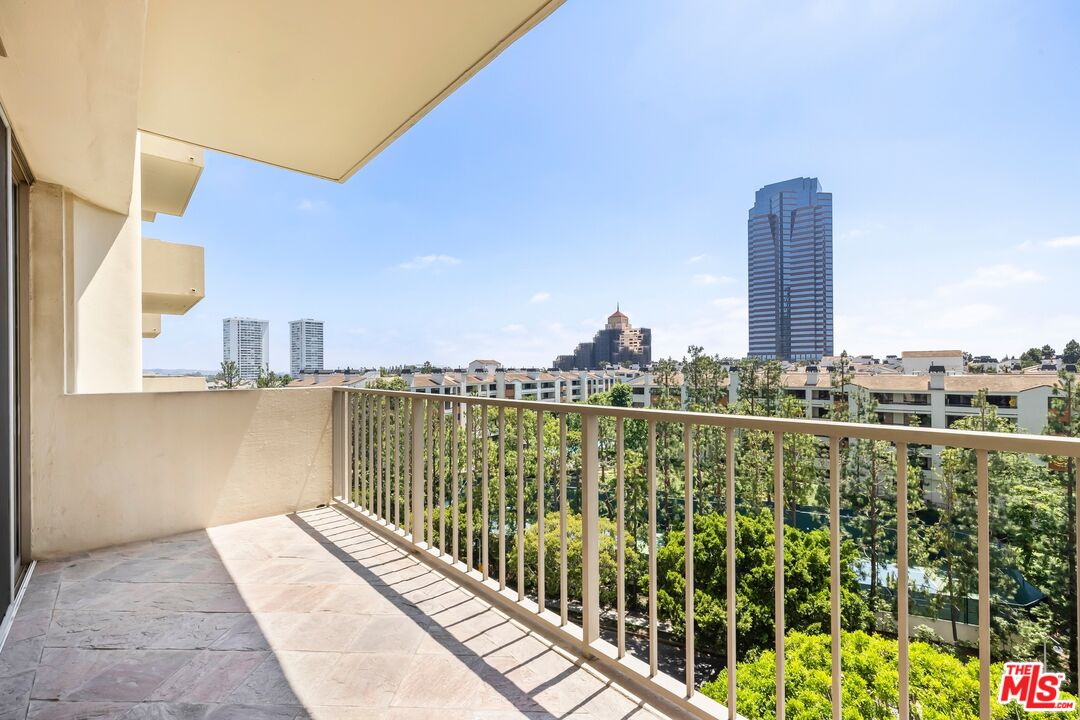 2170 Century Park E Unit: 1007, Westwood