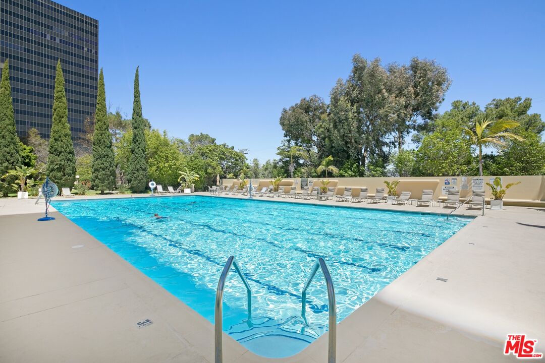 2170 Century Park E Unit: 1007, Westwood