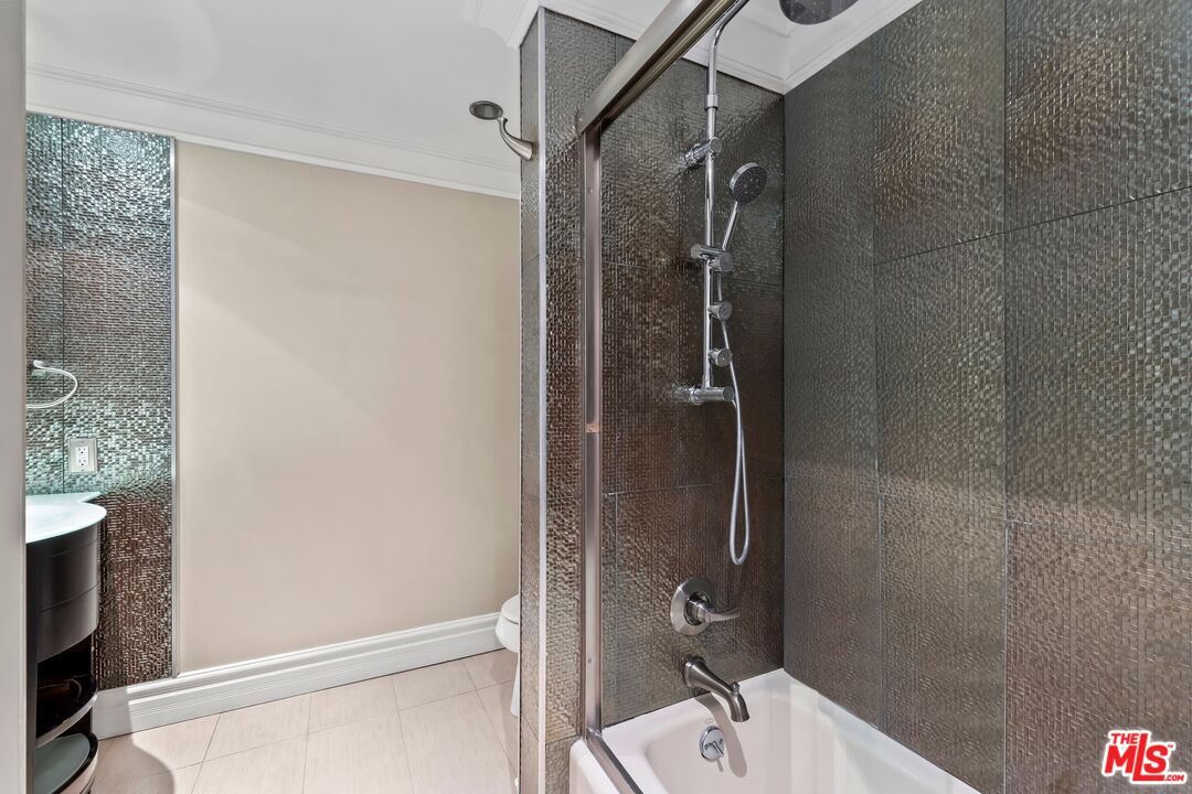 2170 Century Park E Unit: 1007, Westwood