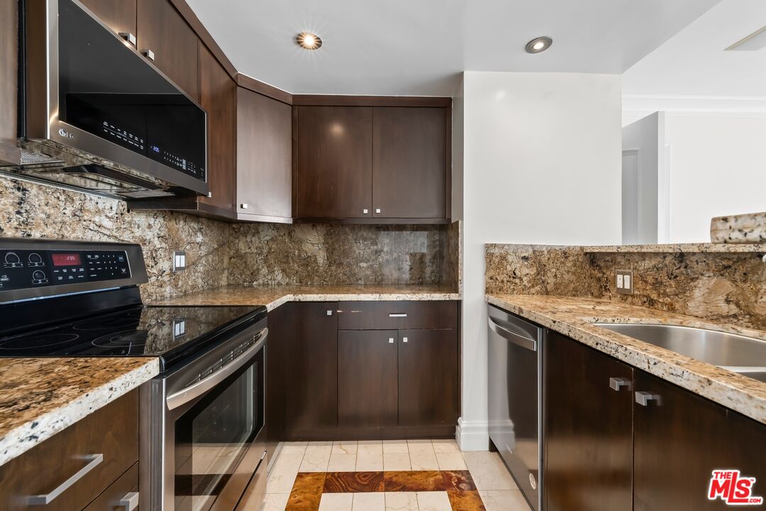 2170 Century Park E Unit: 1007, Westwood