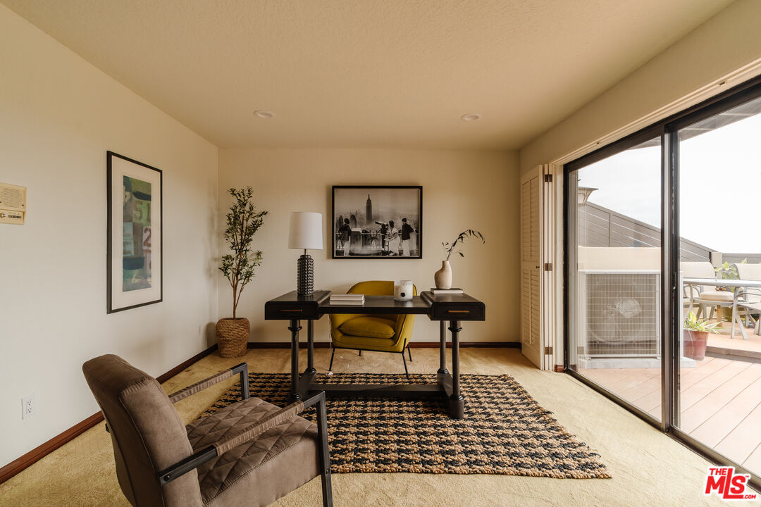 3837 Paseo De Las Tortugas, Hollywood Riviera
