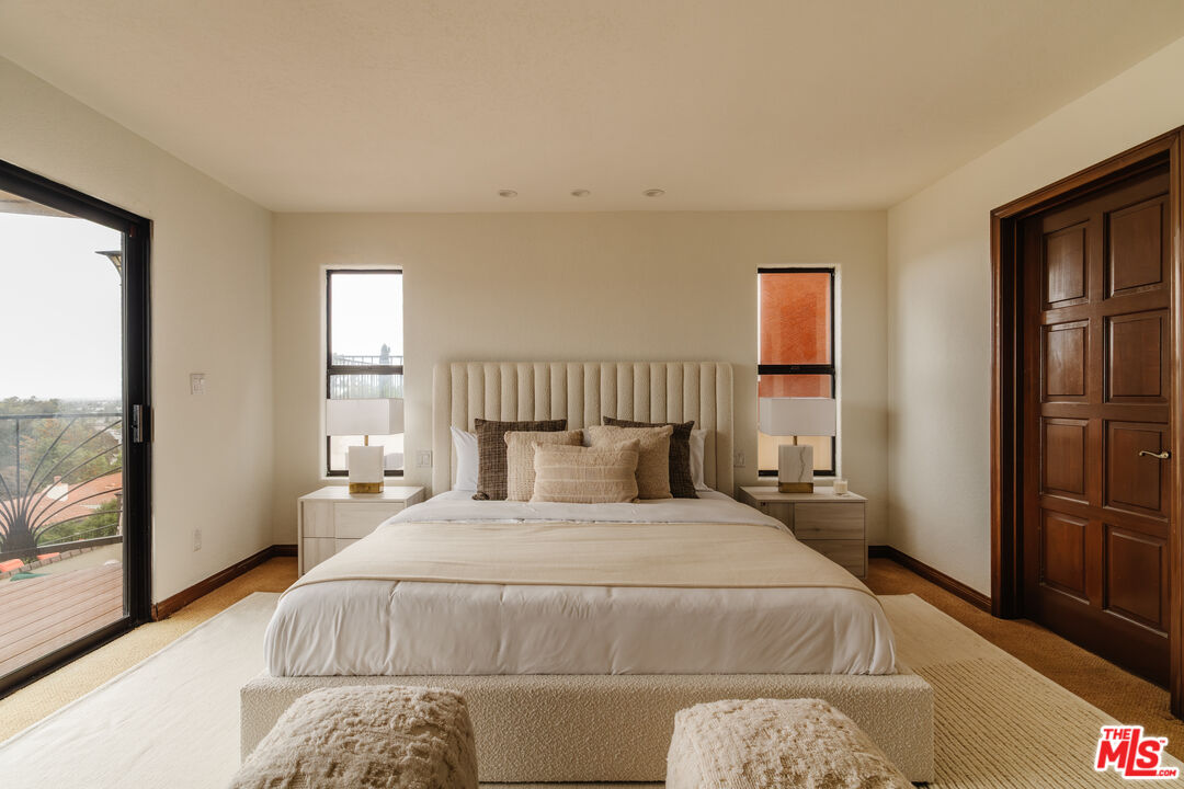 3837 Paseo De Las Tortugas, Hollywood Riviera
