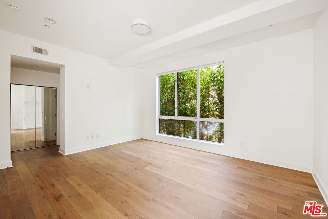 616 N Croft Ave Unit: 6, West Hollywood 