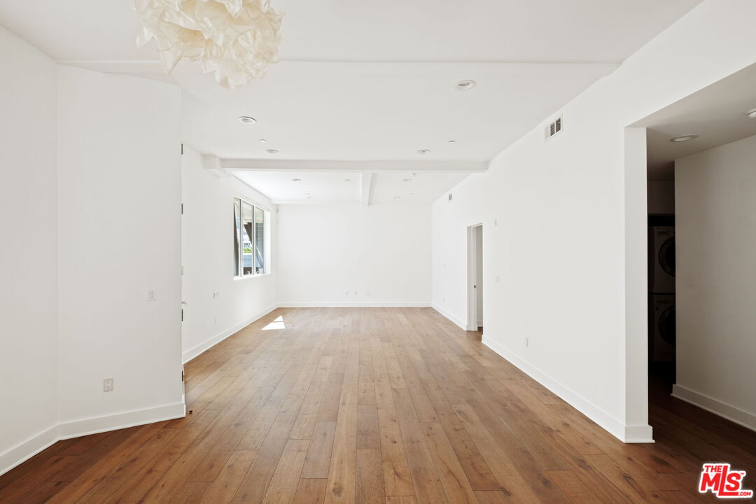 616 N Croft Ave Unit: 6, West Hollywood 