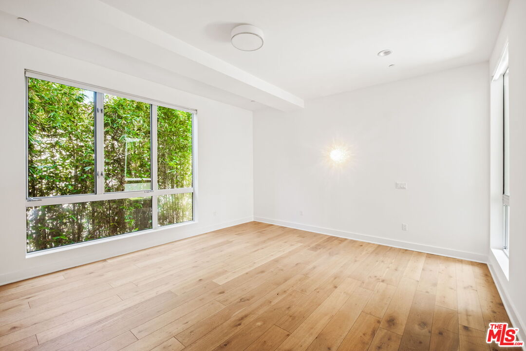 616 N Croft Ave Unit: 6, West Hollywood 