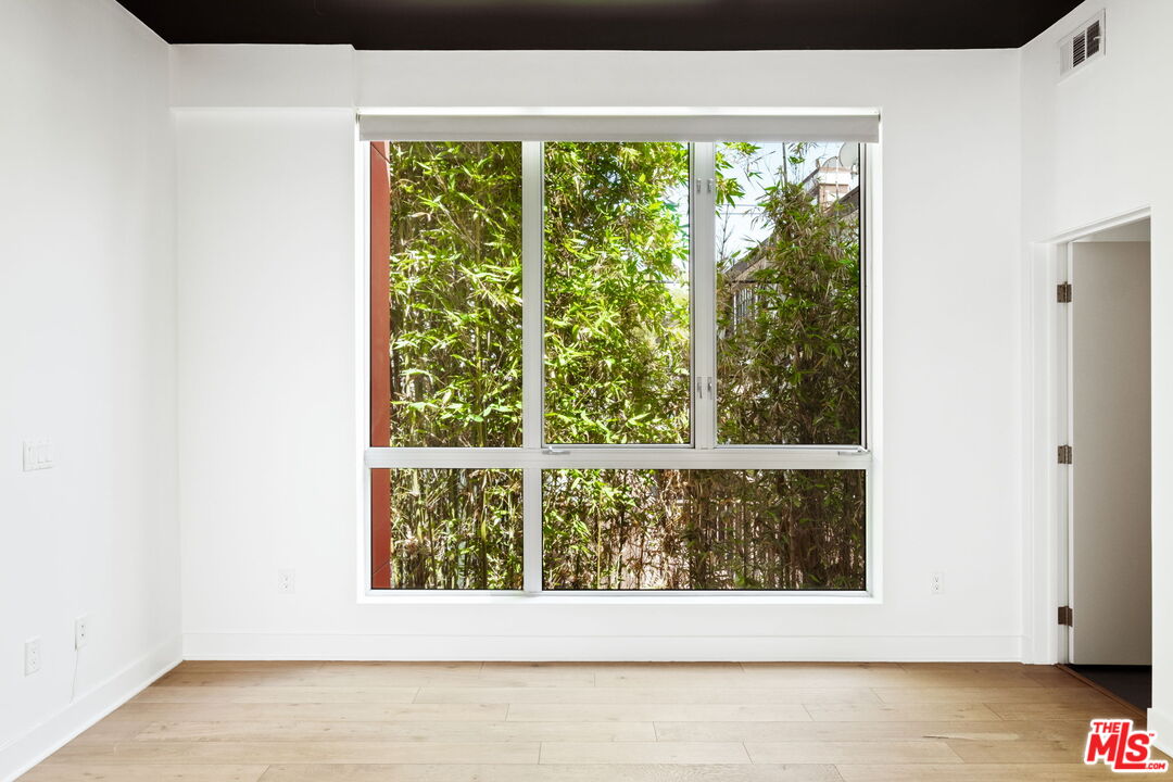 616 N Croft Ave Unit: 6, West Hollywood 