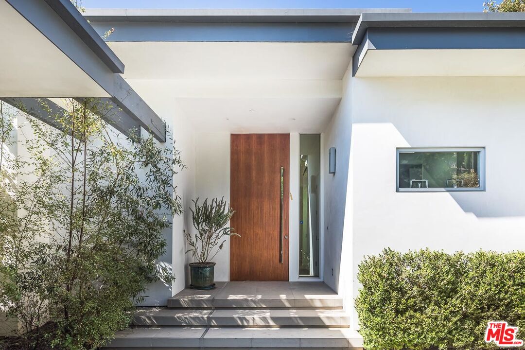 1355 Devlin Dr, Sunset Strip