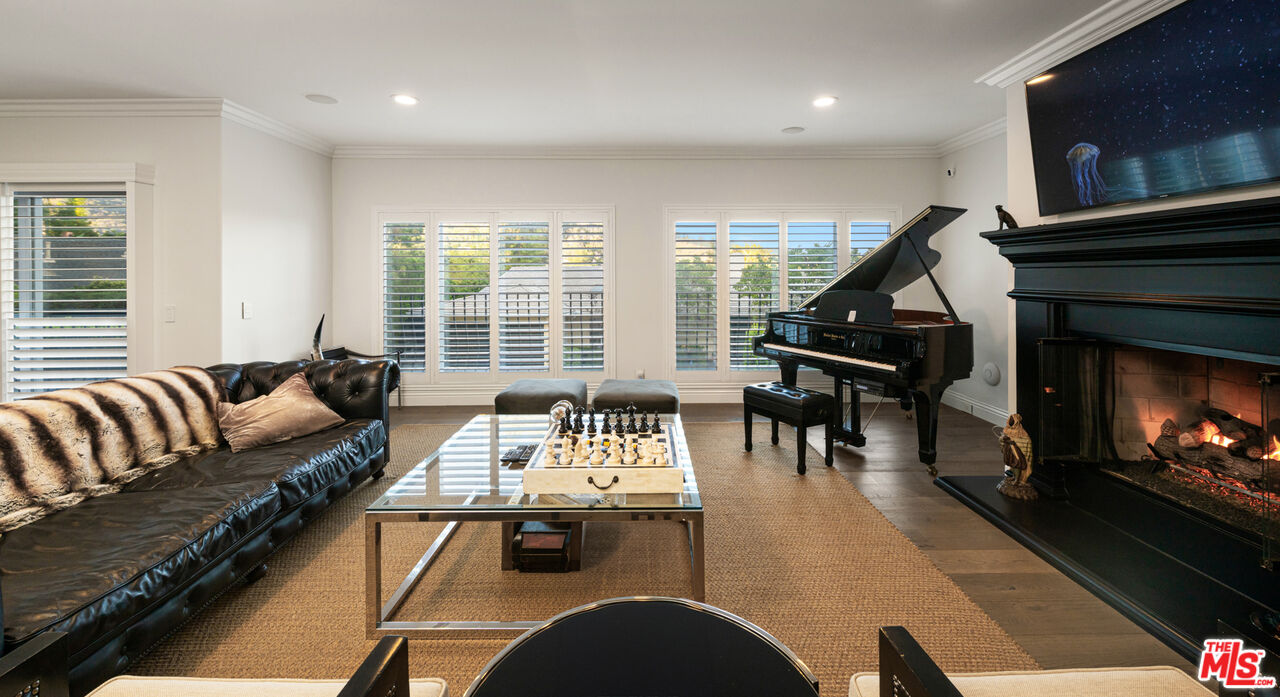 2209 Banyan Dr, Brentwood
