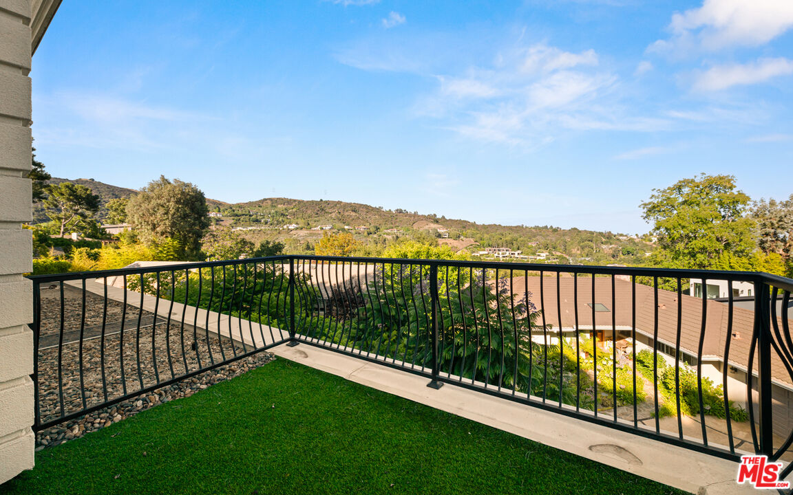 2209 Banyan Dr, Brentwood