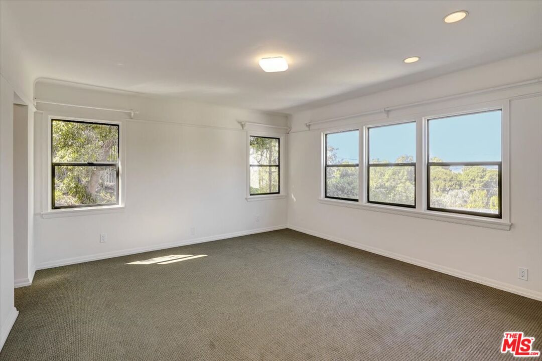 7450 Palo Vista Dr