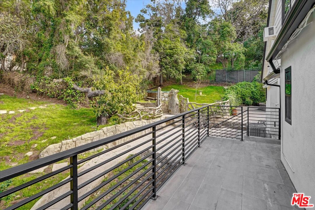7450 Palo Vista Dr