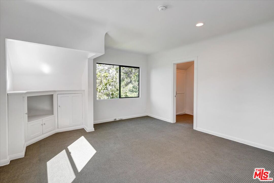 7450 Palo Vista Dr