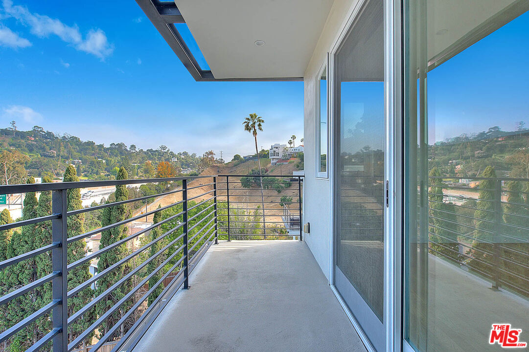 2610 Corralitas Dr